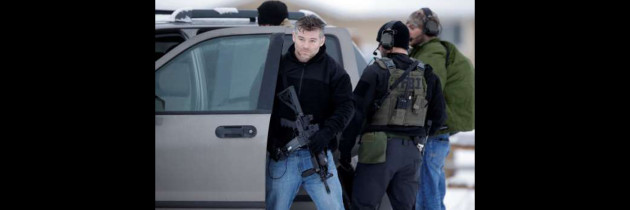 Authorities seal off Oregon refuge after leaders of occupation arrested; 1 killed in gunfire